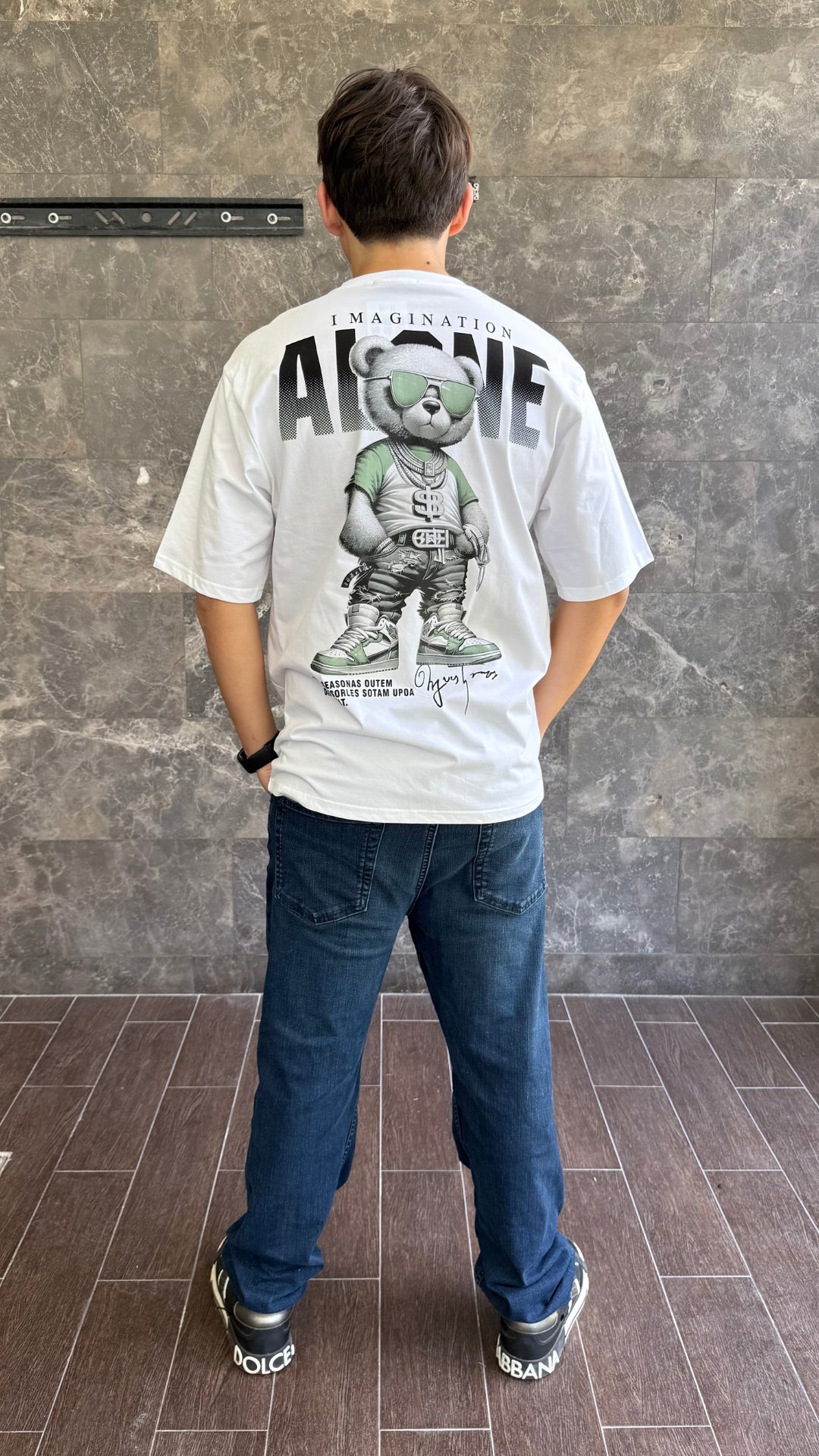 Playera Oversize Alone Bear