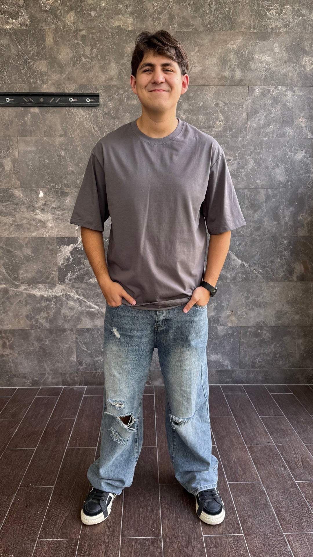 Playera Essential Tee