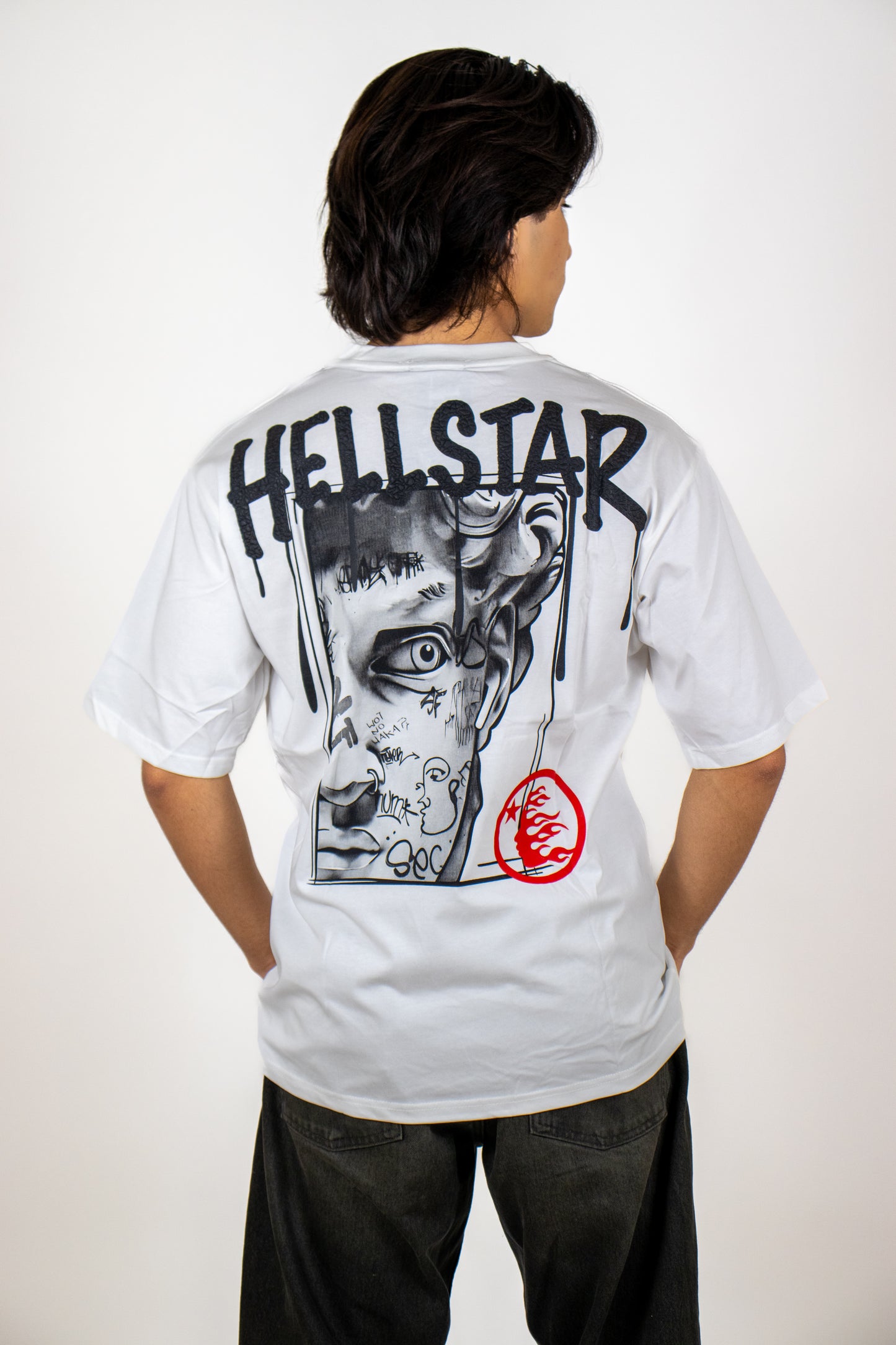 PLAYERA OVERSIZE ESTAMPADO HELLSTAR