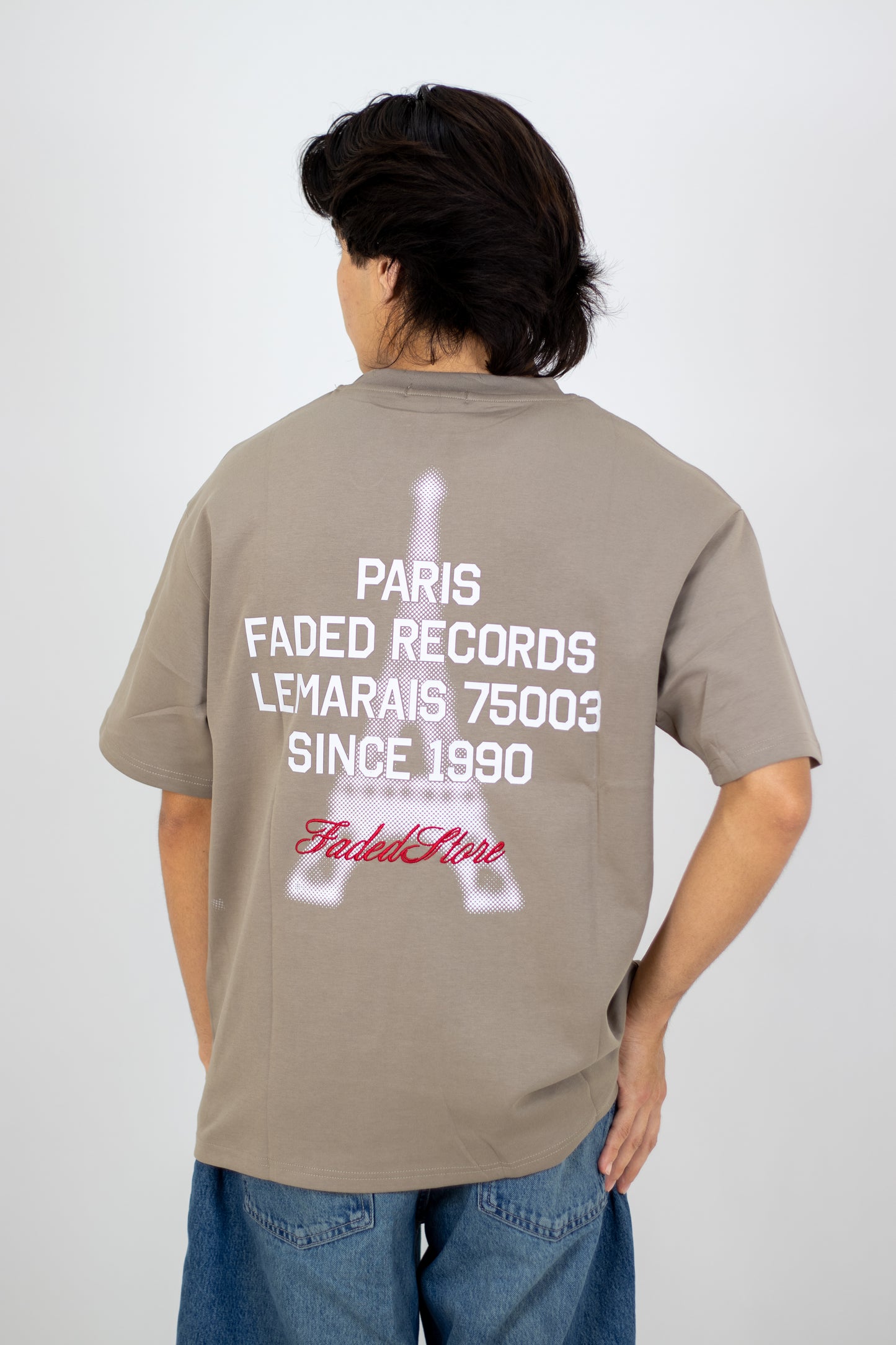 PLAYERA OVERSIZE ESTAMPADO PARIS