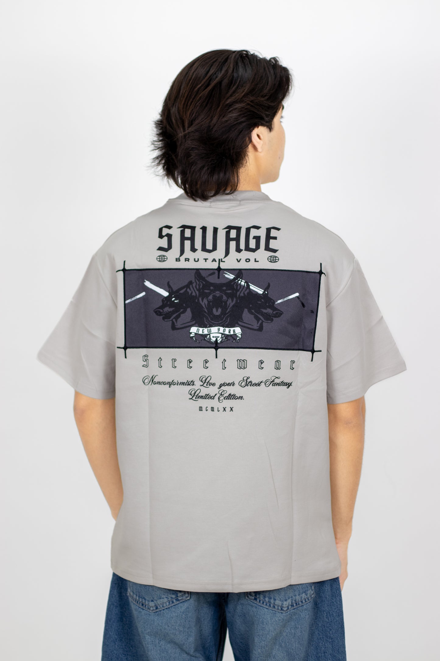 PLAYERA OVERSIZE ESTAMPADO SAVAGE