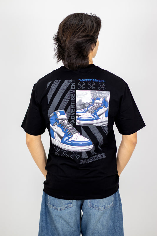 PLAYERA OVERSIZE ESTAMPADO ADVERTISEMENT