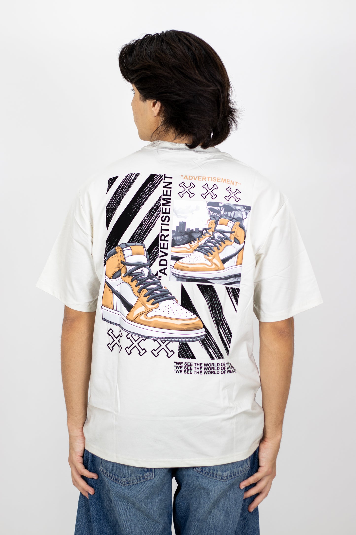 PLAYERA OVERSIZE ESTAMPADO ADVERTISEMENT