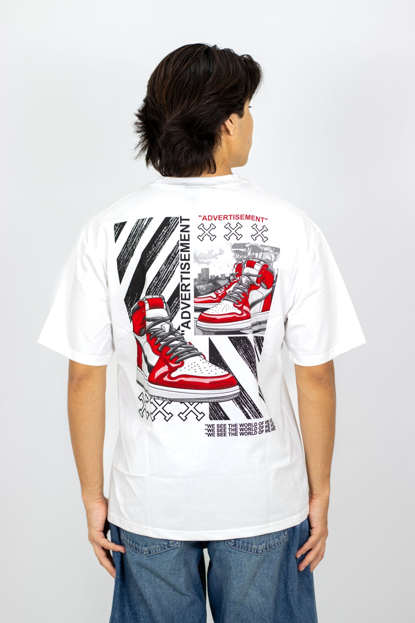 PLAYERA OVERSIZE ESTAMPADO ADVERTISEMENT